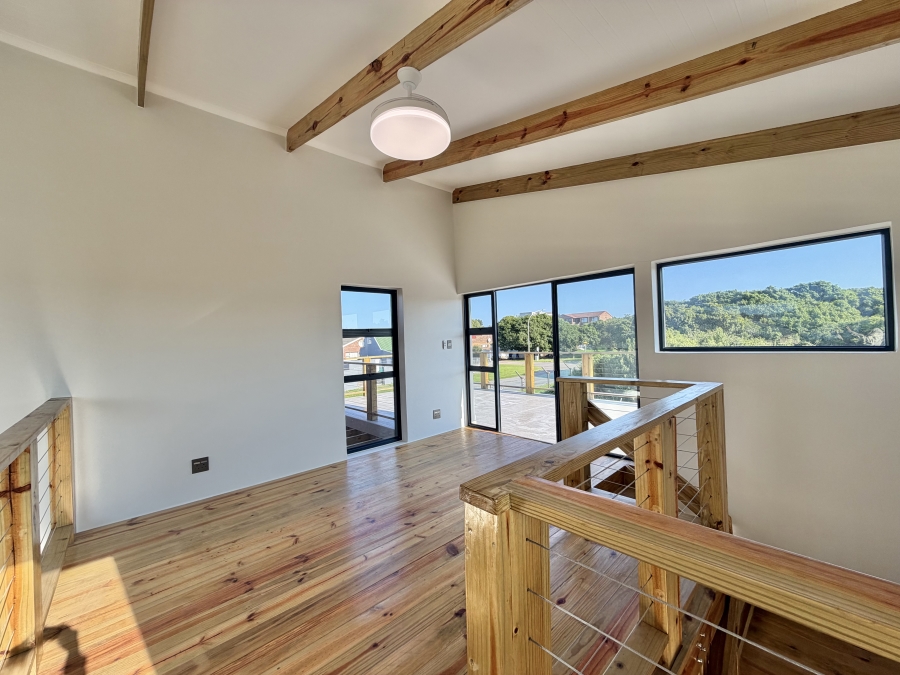 4 Bedroom Property for Sale in Aston Bay Eastern Cape